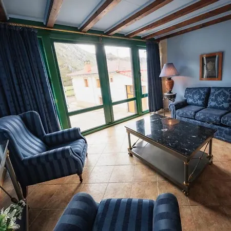 Fuentes Carrionas Hotel 3*